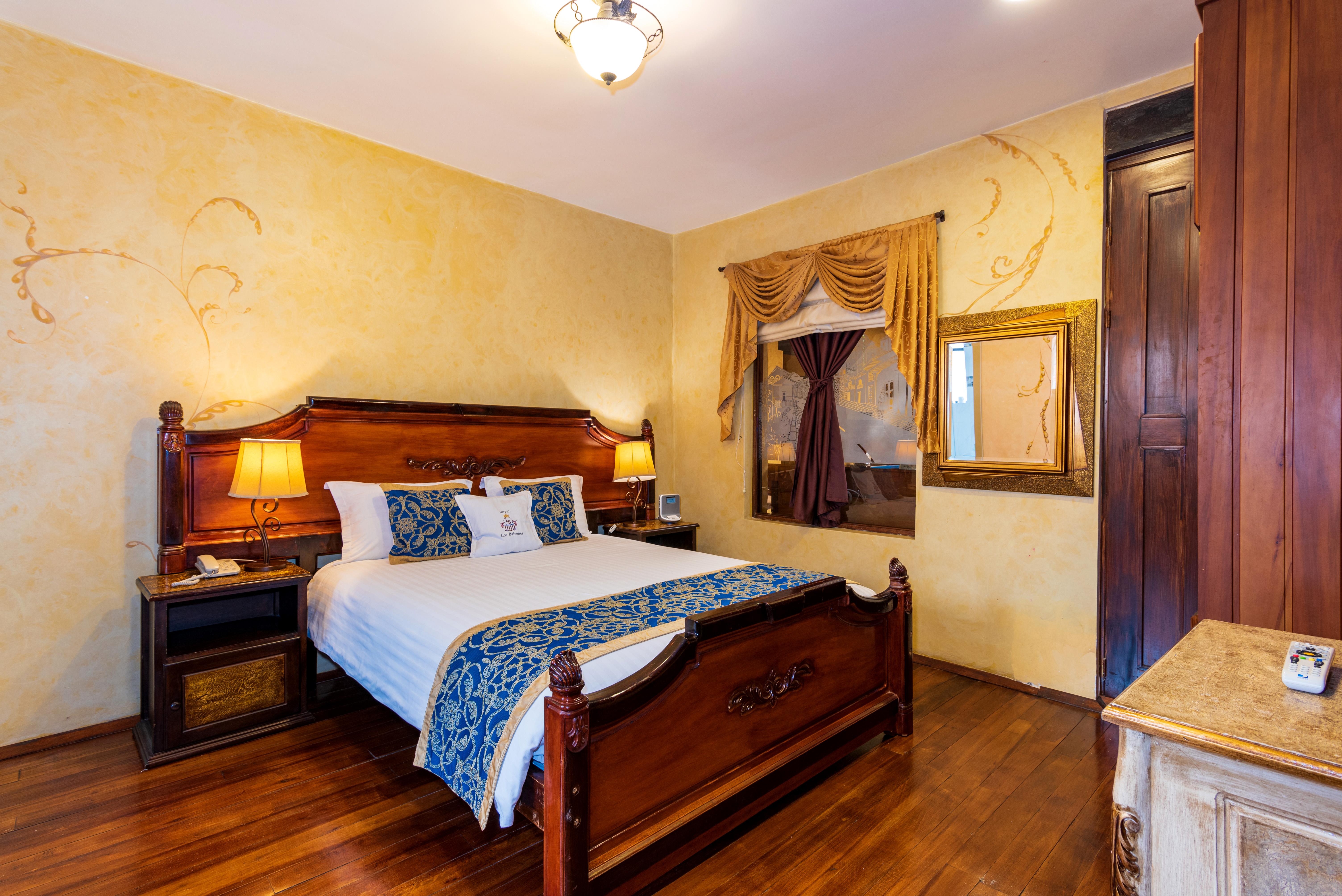 Hotel Boutique Los Balcones Куенка Екстериор снимка